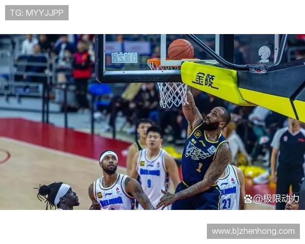 CBA精彩对决回顾广东队与东莞队的巅峰对抗录像分析